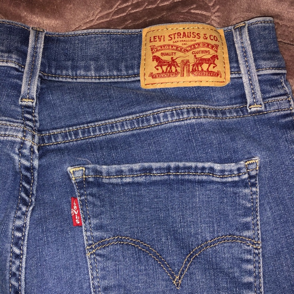 Levi’s 720 high rise super skinny denim jeans